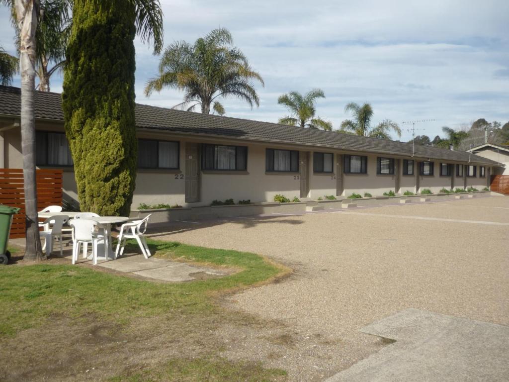 Hanging Rock Family Motel Batemans Bay Exterior photo